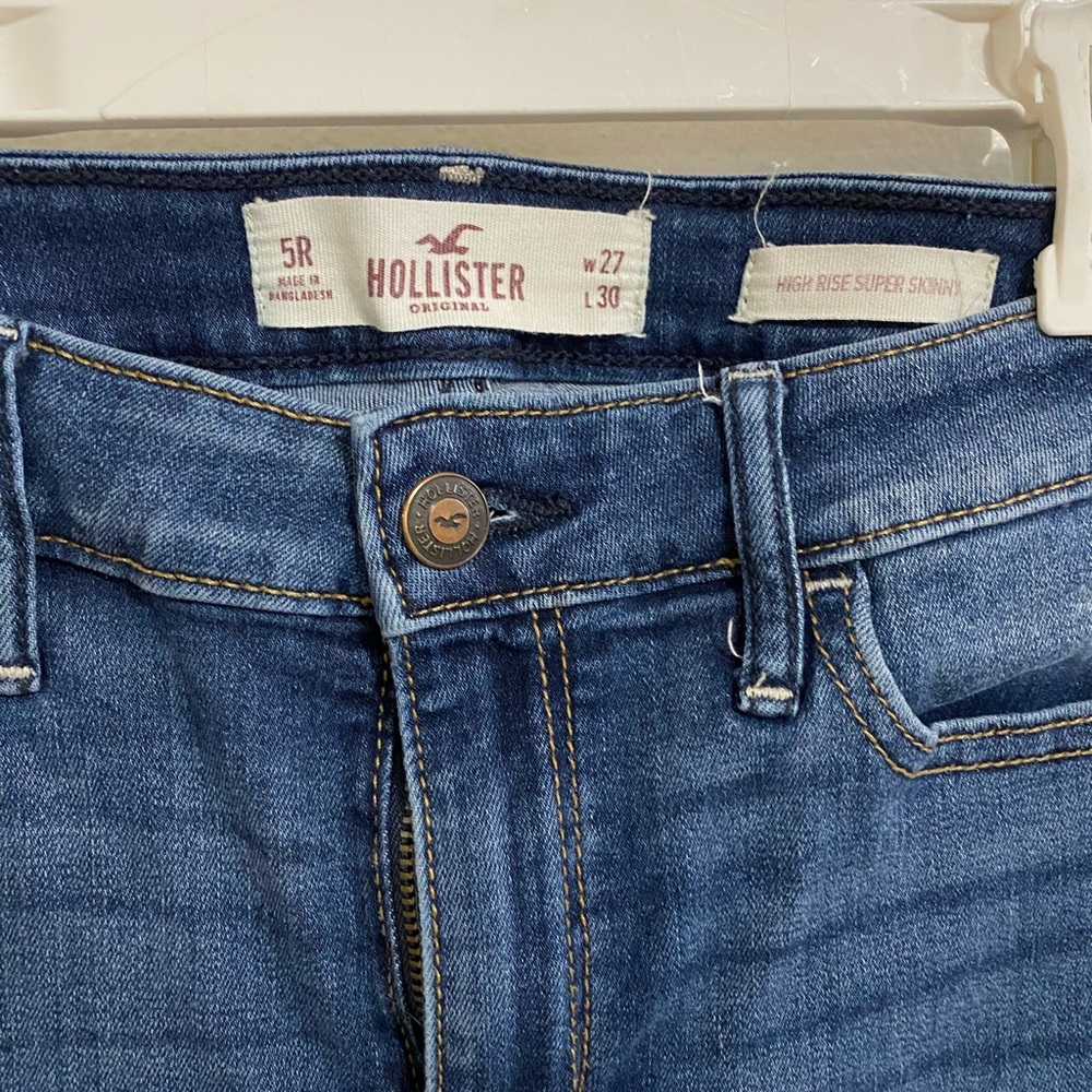 Hollister Jeans - Picture 2 of 4
